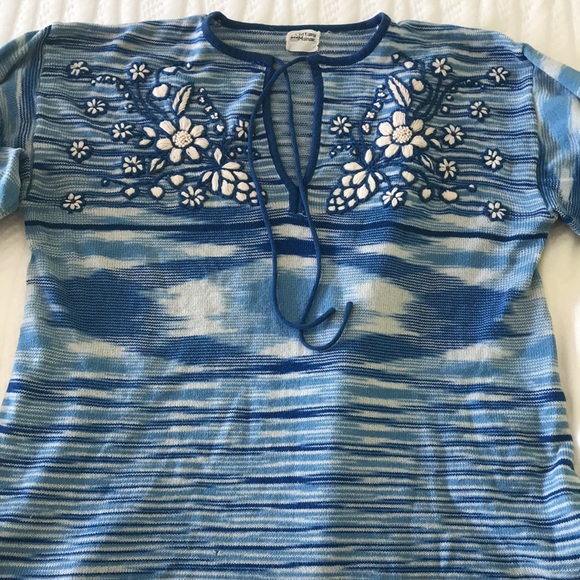 Vintage 1970s Tiffany Manor Sweater. Size Medium. - Picture 10 of 11